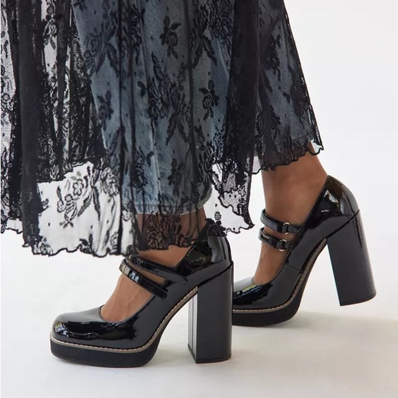 Steve Madden Twice Mary Jane Platform Pumps Size 7.5 - Picture 9 of 9